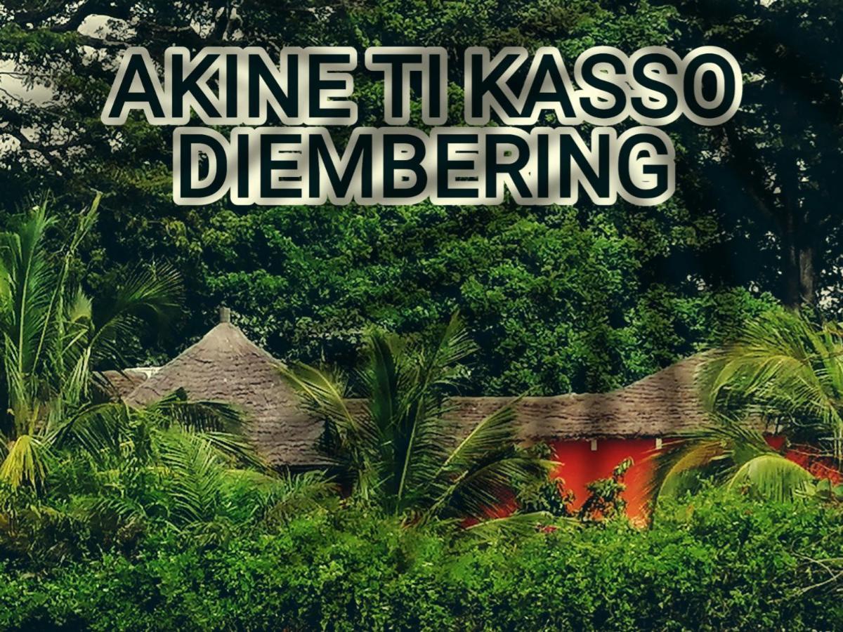 Akine Ti Kasso Piscine Hotel Diembéreng Екстериор снимка